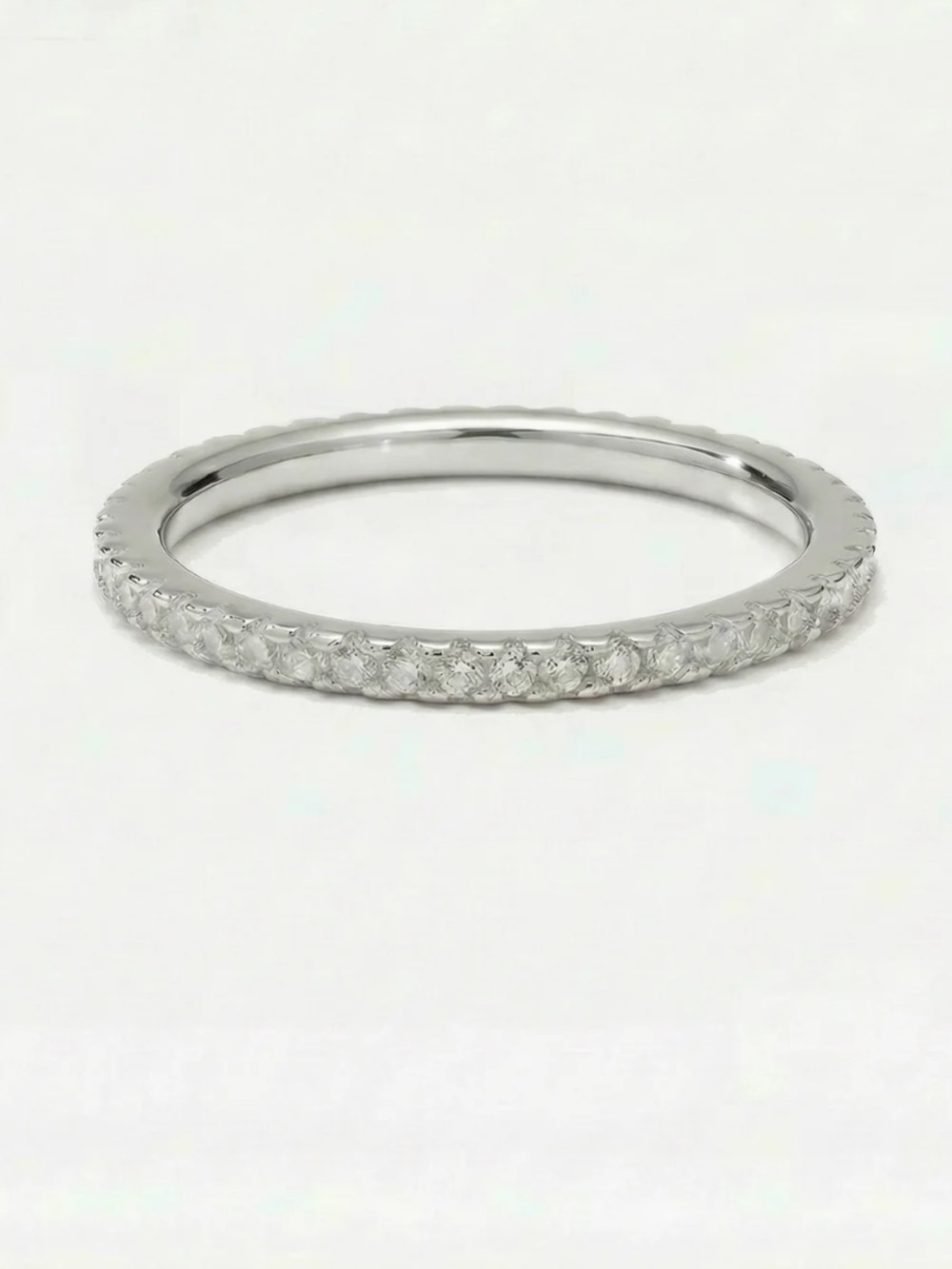 The M Jewelers Essential Pavé Band - Silver